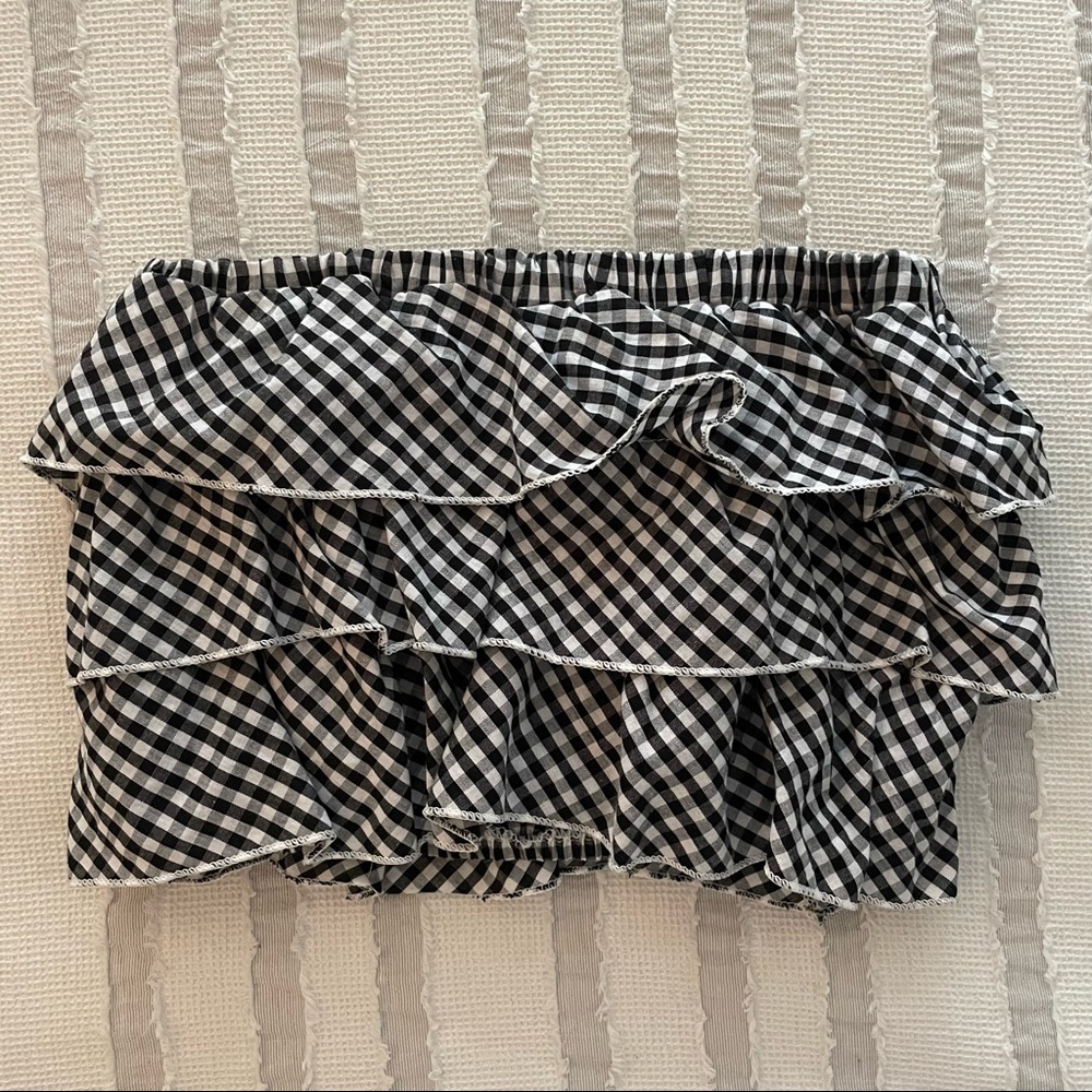 Black & White Ruffle Top, Medium
